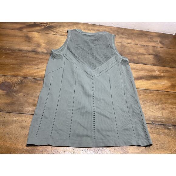 Athleta Green Oxygen Seamless Active Tank Top Women’s Size XL - Picture 7 of 7